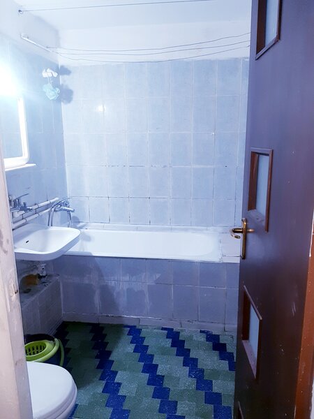 Aparatorii Patriei camera in apartament